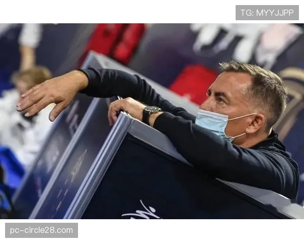 开罗非洲锦标赛现设备故障，比赛中断一小时引运动员抱怨